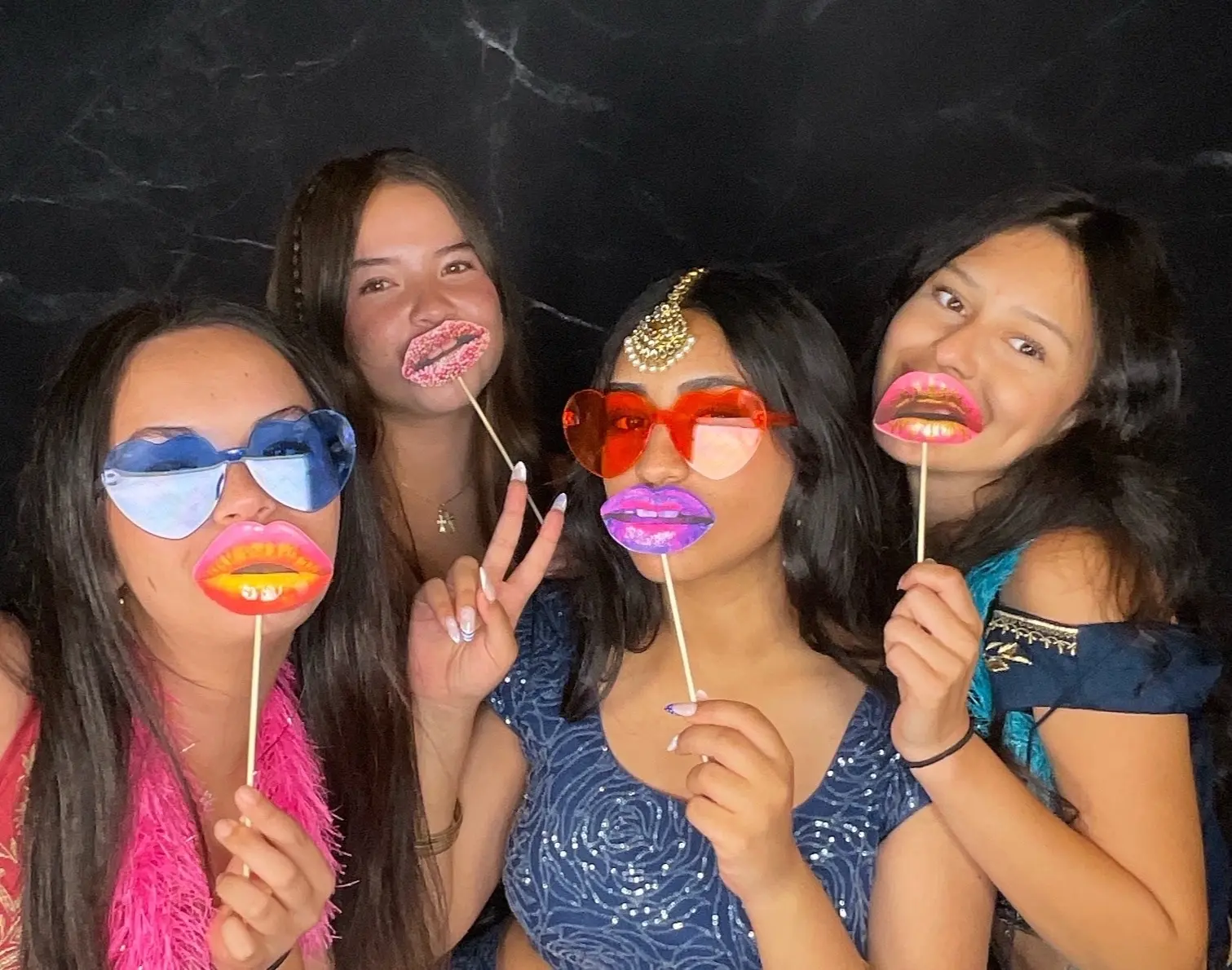 Real Sweet 16 photo booth moment 11